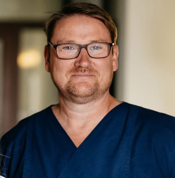 Dr Theisen